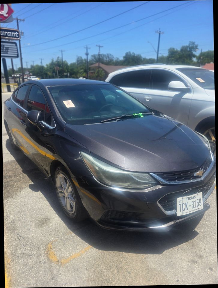 chevrolet cruze 2017 1G1BE5SM2H7101950 image chevrolet cruze 2017 1G1BE5SM2H7101950 image