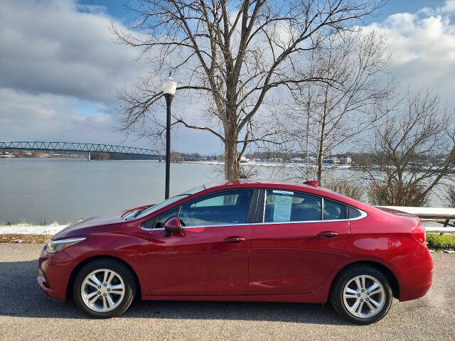 chevrolet cruze 2017 1G1BE5SM2H7148749 image chevrolet cruze 2017 1G1BE5SM2H7148749 image