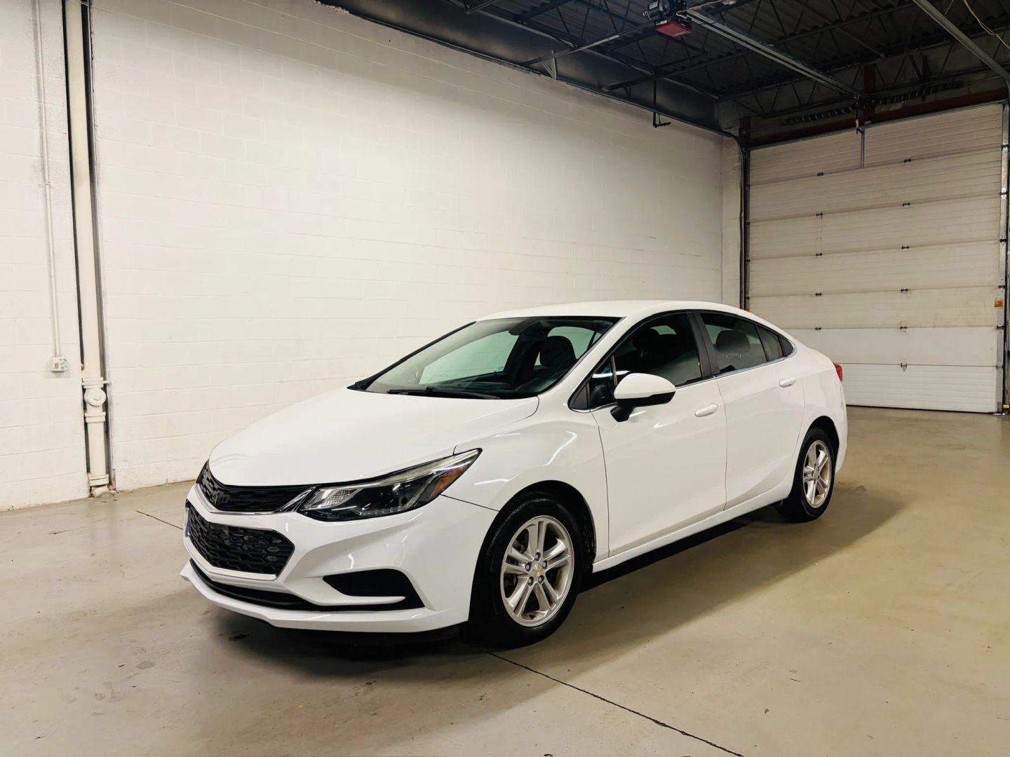 chevrolet cruze 2017 1G1BE5SM5H7246822 image chevrolet cruze 2017 1G1BE5SM5H7246822 image