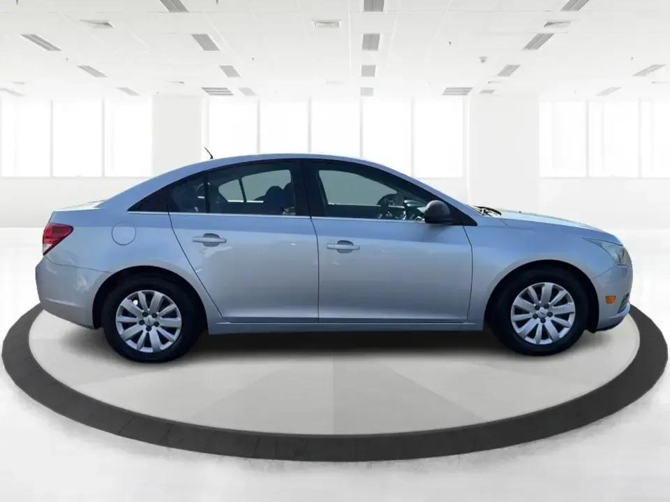 chevrolet cruze 2011 1G1PC5SH6B7139512 image chevrolet cruze 2011 1G1PC5SH6B7139512 image