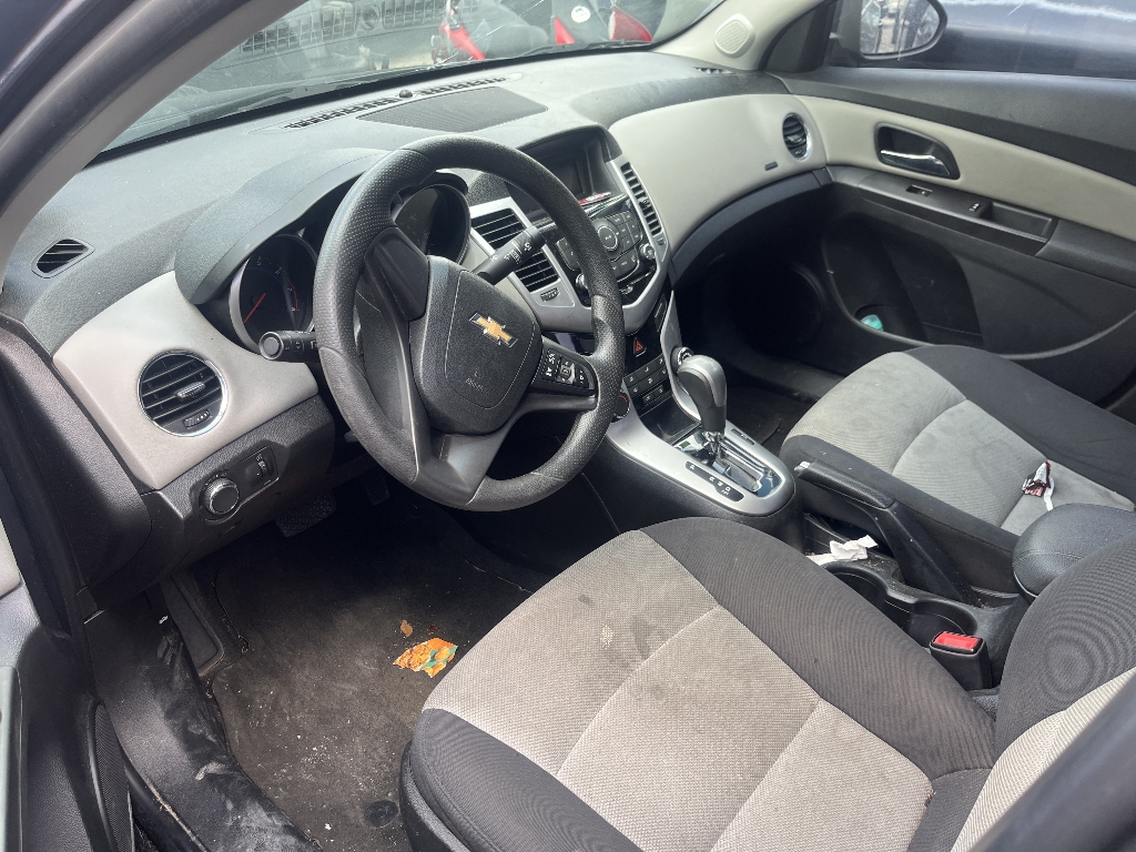 chevrolet cruze 2015 1G1PA5SG8F7273036 image chevrolet cruze 2015 1G1PA5SG8F7273036 image