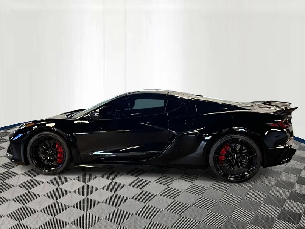 chevrolet corvette 2023 1G1YF2D35P5600469 image chevrolet corvette 2023 1G1YF2D35P5600469 image