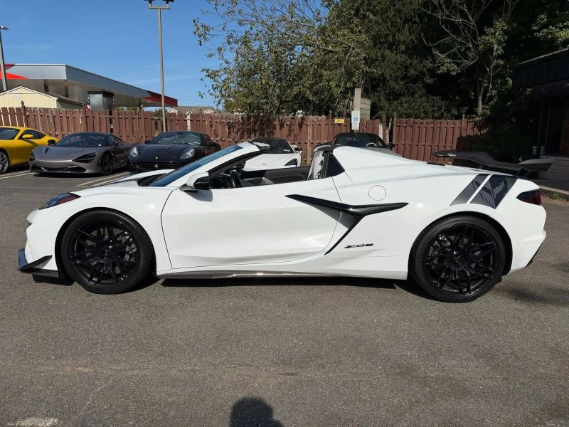 chevrolet corvette 2023 1G1YF3D33P5604672 image chevrolet corvette 2023 1G1YF3D33P5604672 image