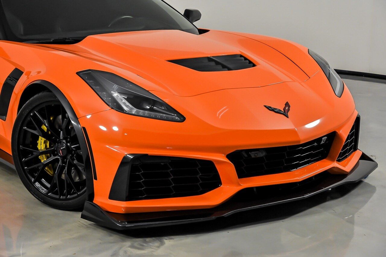chevrolet corvette 2016 1G1YT2D68G5603921 image chevrolet corvette 2016 1G1YT2D68G5603921 image