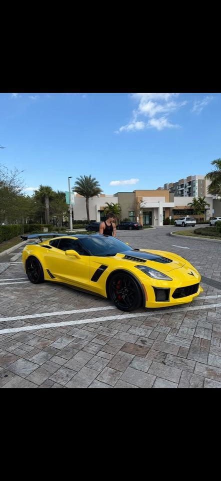 chevrolet corvette 2016 1G1YU2D66G5602960 image chevrolet corvette 2016 1G1YU2D66G5602960 image