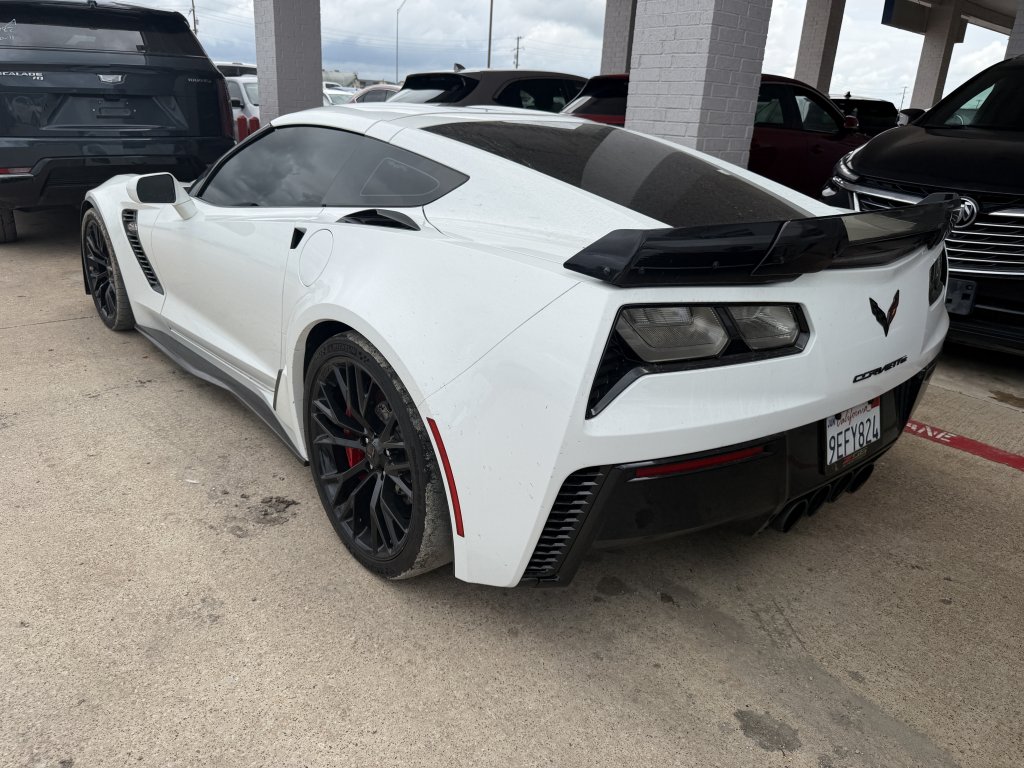 chevrolet corvette 2016 1G1YU2D68G5607853 image chevrolet corvette 2016 1G1YU2D68G5607853 image
