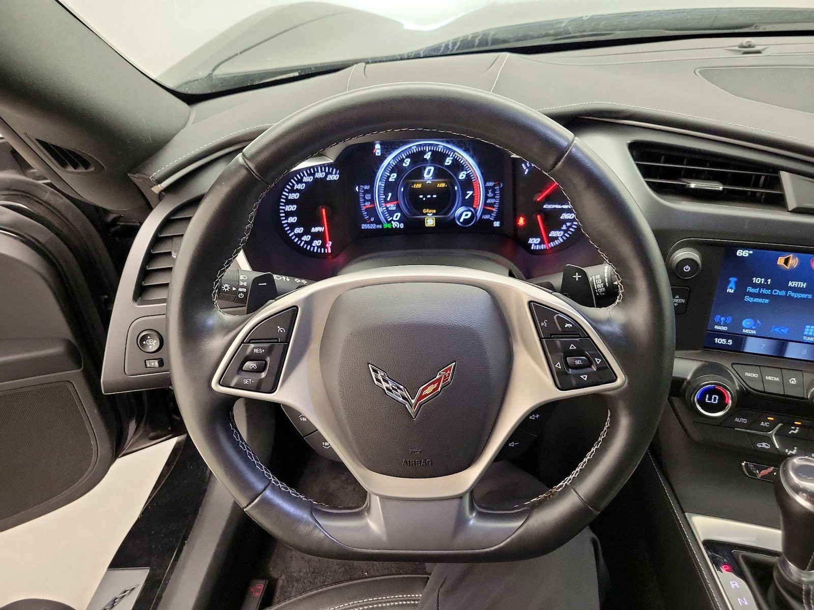 chevrolet corvette 2016 1G1YB2D75G5125663 image chevrolet corvette 2016 1G1YB2D75G5125663 image