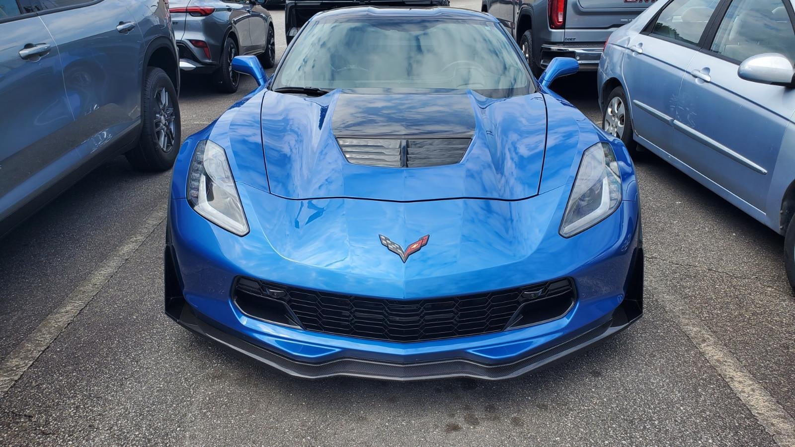 chevrolet corvette 2016 1G1YU2D69G5607084 image chevrolet corvette 2016 1G1YU2D69G5607084 image