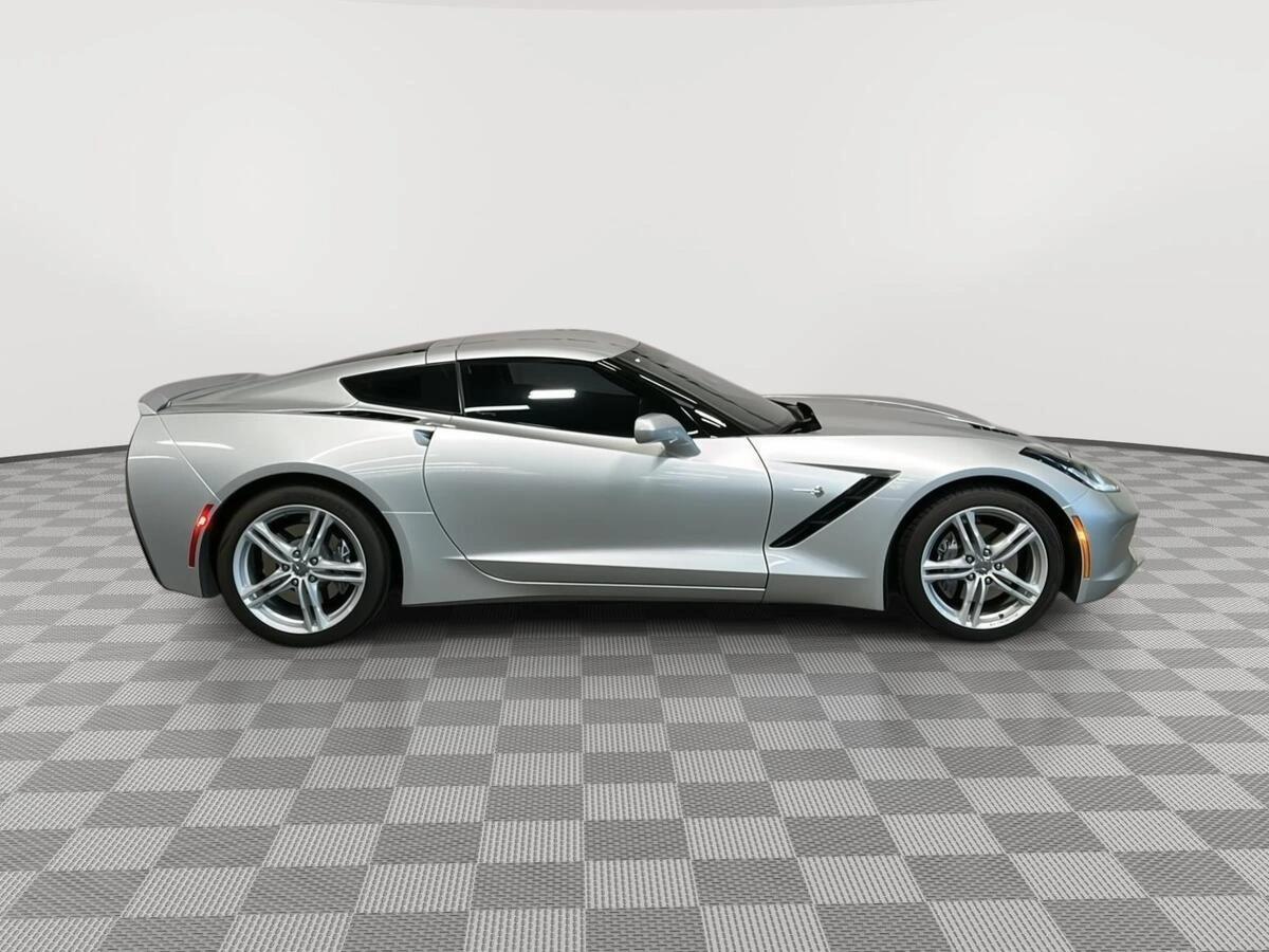 chevrolet corvette 2016 1G1YB2D79G5113466 image chevrolet corvette 2016 1G1YB2D79G5113466 image