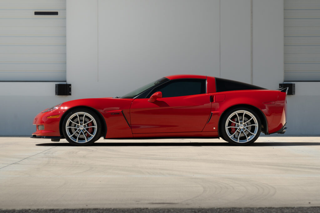 chevrolet corvette 2008 1G1YY26E285110095 image chevrolet corvette 2008 1G1YY26E285110095 image