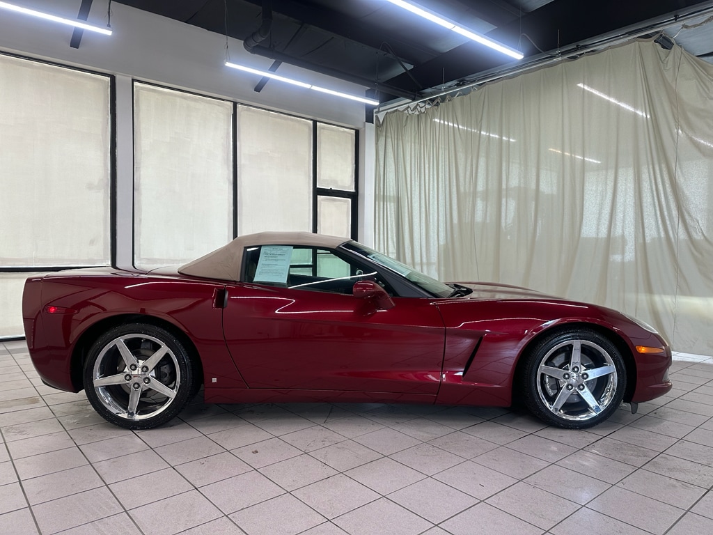 chevrolet corvette 2007 1G1YY36U575133348 image chevrolet corvette 2007 1G1YY36U575133348 image