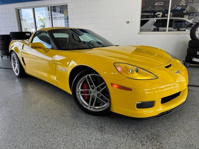 chevrolet corvette 2007 1G1YY26E975104762 image chevrolet corvette 2007 1G1YY26E975104762 image