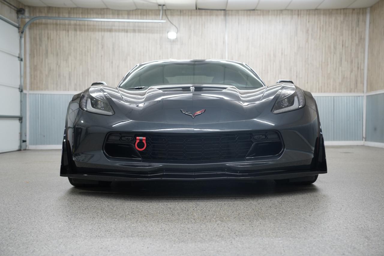 chevrolet corvette 2018 1G1YS2D60J5601252 image chevrolet corvette 2018 1G1YS2D60J5601252 image