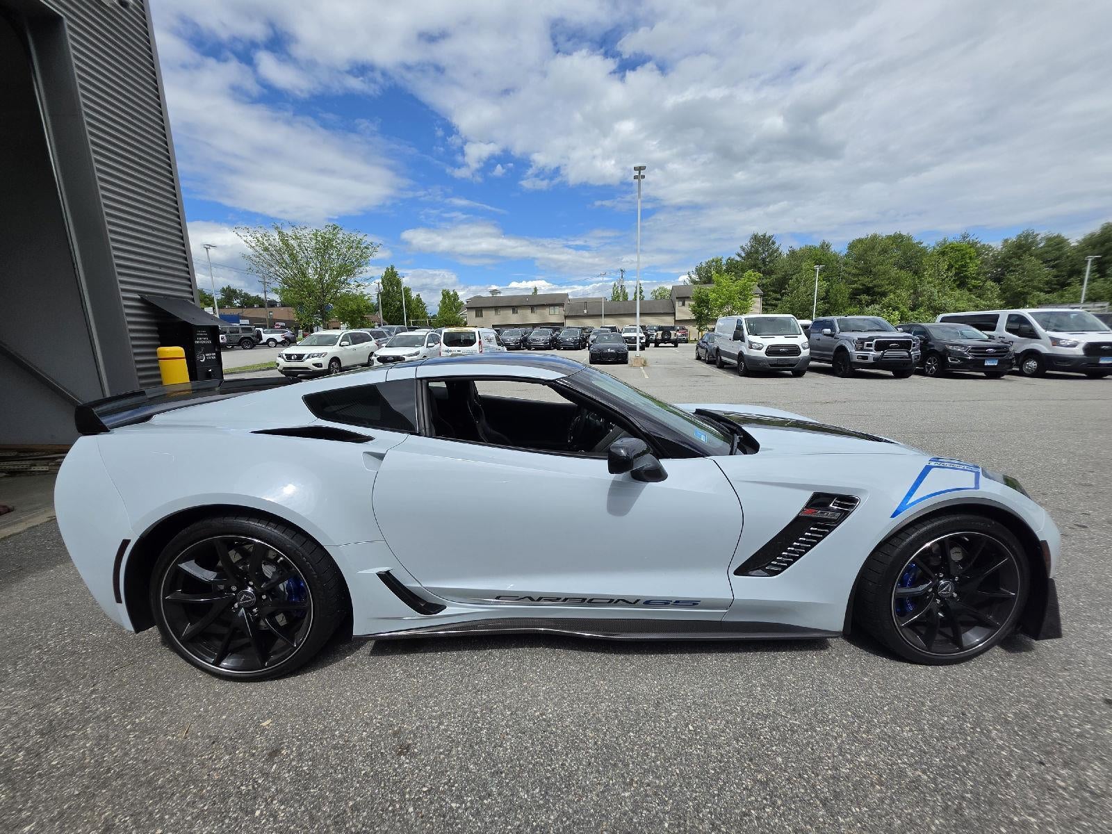 chevrolet corvette 2018 1G1YT2D63J5300617 image chevrolet corvette 2018 1G1YT2D63J5300617 image