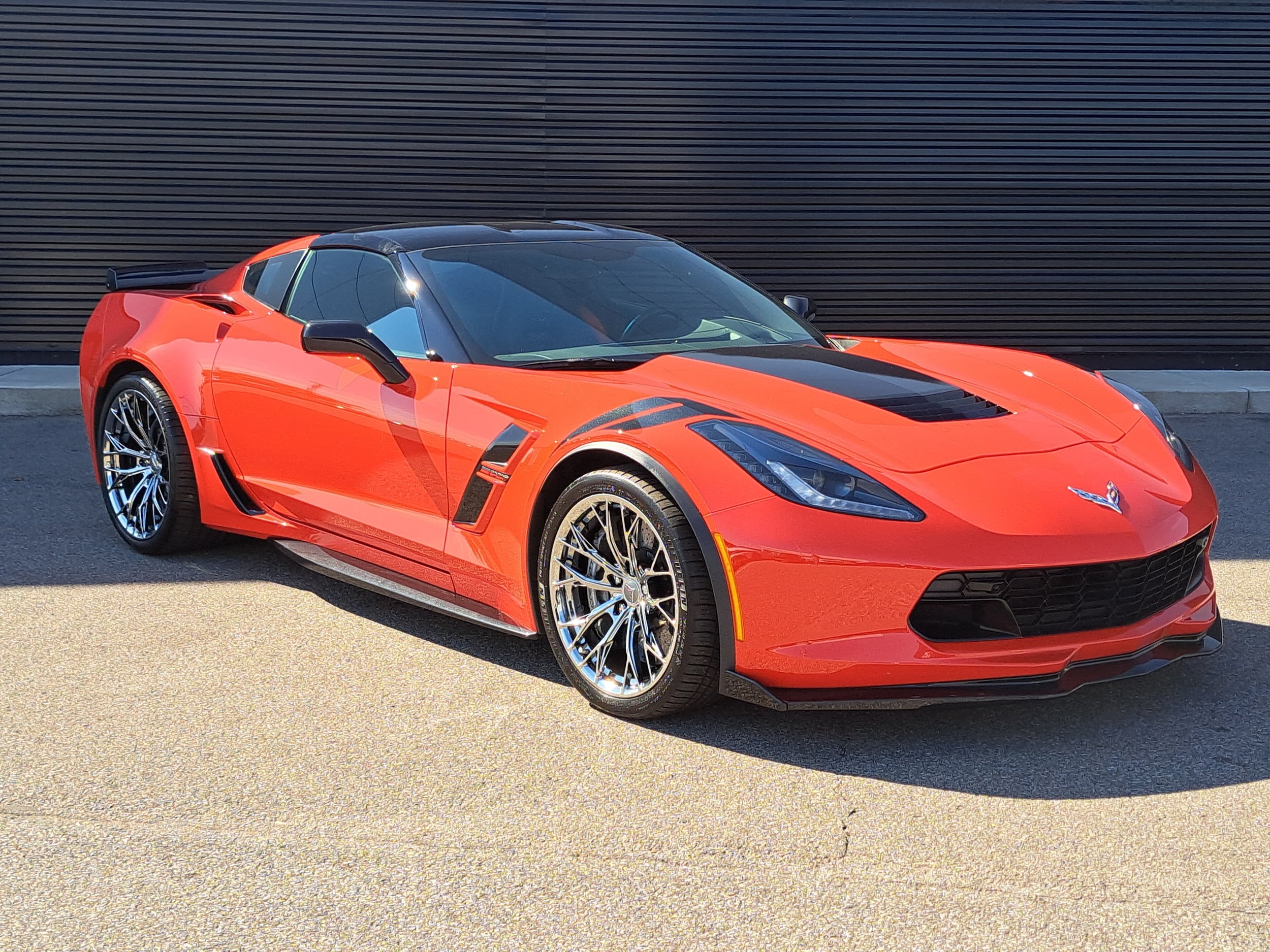 chevrolet corvette 2018 1G1YY2D77J5100687 image chevrolet corvette 2018 1G1YY2D77J5100687 image