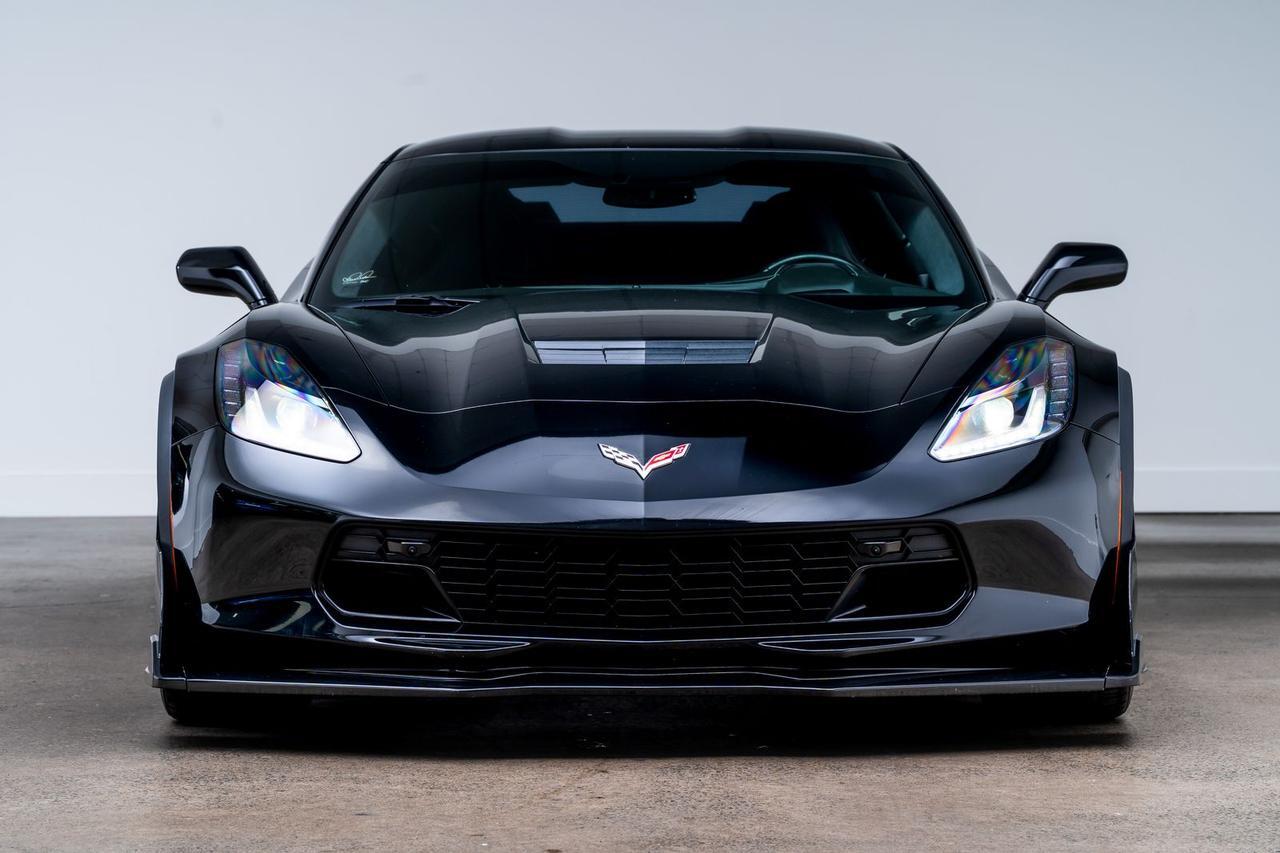 chevrolet corvette 2018 1G1Y12D72J5102674 image chevrolet corvette 2018 1G1Y12D72J5102674 image