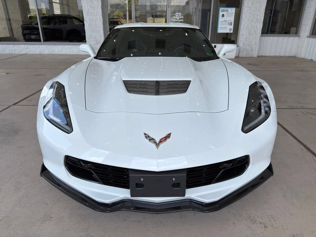 chevrolet corvette 2017 1G1YU2D60H5600171 image chevrolet corvette 2017 1G1YU2D60H5600171 image