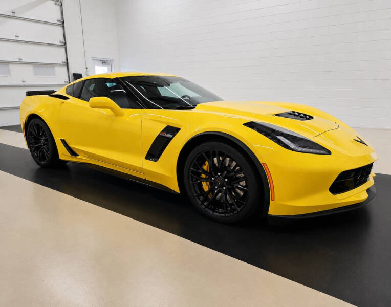chevrolet corvette 2017 1G1YR2D66H5602993 image chevrolet corvette 2017 1G1YR2D66H5602993 image