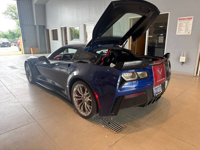 chevrolet corvette 2017 1G1YT2D65H5600251 image chevrolet corvette 2017 1G1YT2D65H5600251 image