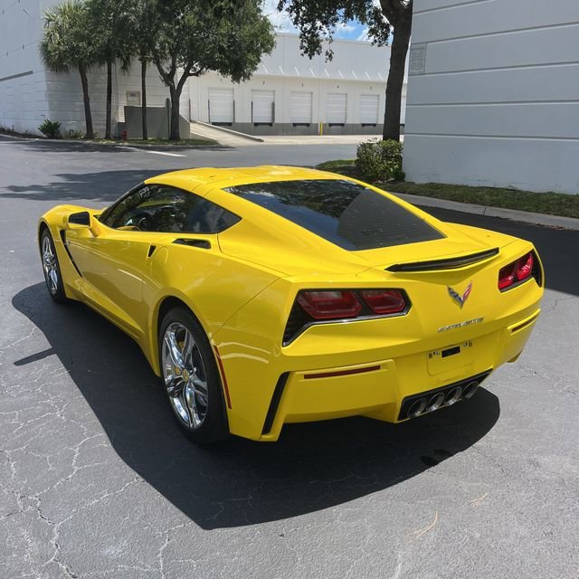 chevrolet corvette 2017 1G1YD2D78H5108044 image chevrolet corvette 2017 1G1YD2D78H5108044 image
