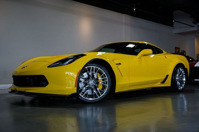 chevrolet corvette 2017 1G1YR2D61H5601640 image chevrolet corvette 2017 1G1YR2D61H5601640 image