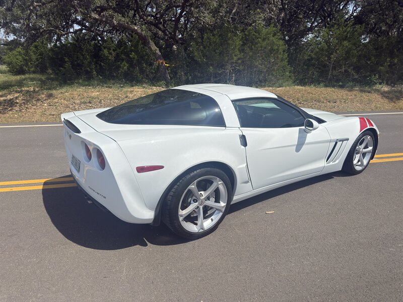 chevrolet corvette 2012 1G1YV2DW7C5103303 image chevrolet corvette 2012 1G1YV2DW7C5103303 image