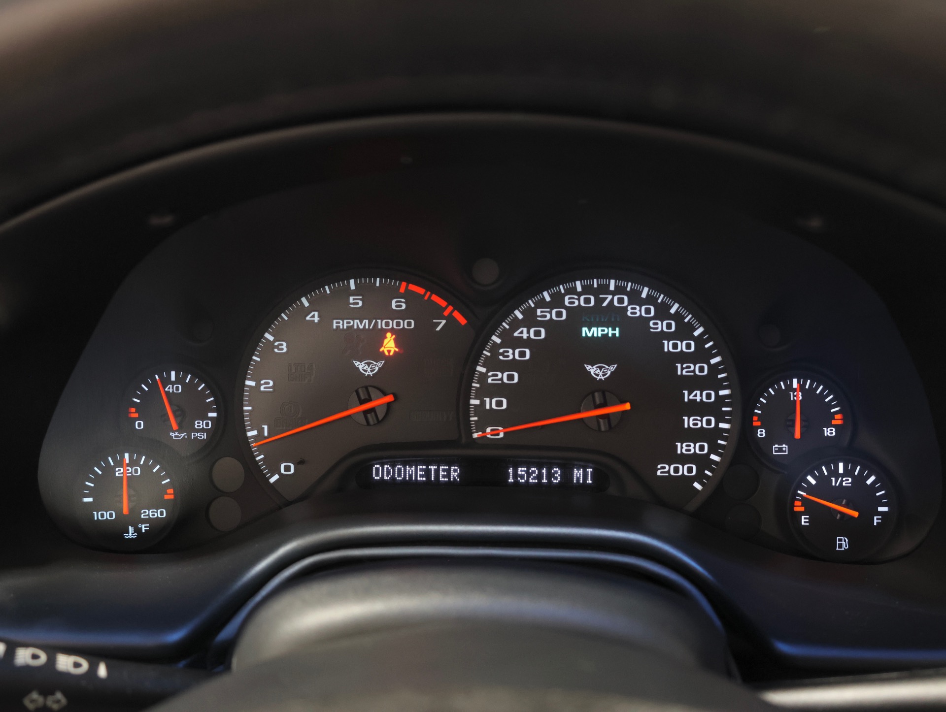 chevrolet corvette 2004 1G1YY22G045105320 image chevrolet corvette 2004 1G1YY22G045105320 image