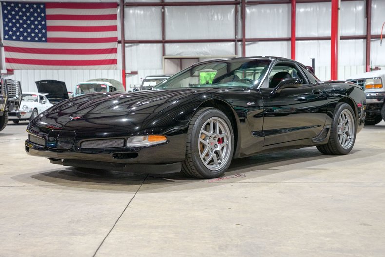 chevrolet corvette 2004 1G1YY12S945118341 image chevrolet corvette 2004 1G1YY12S945118341 image