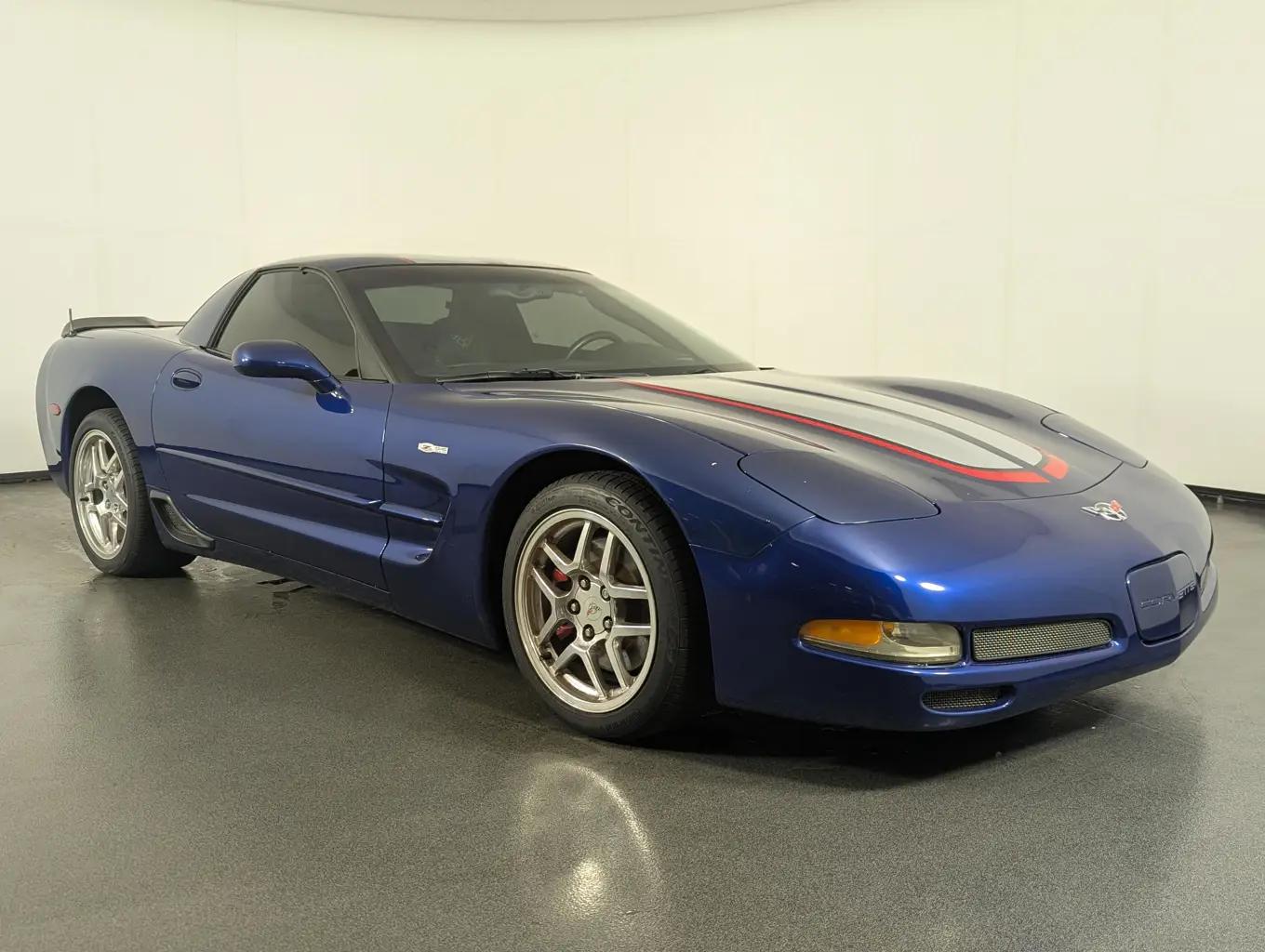 chevrolet corvette 2004 1G1YY12S445131515 image chevrolet corvette 2004 1G1YY12S445131515 image