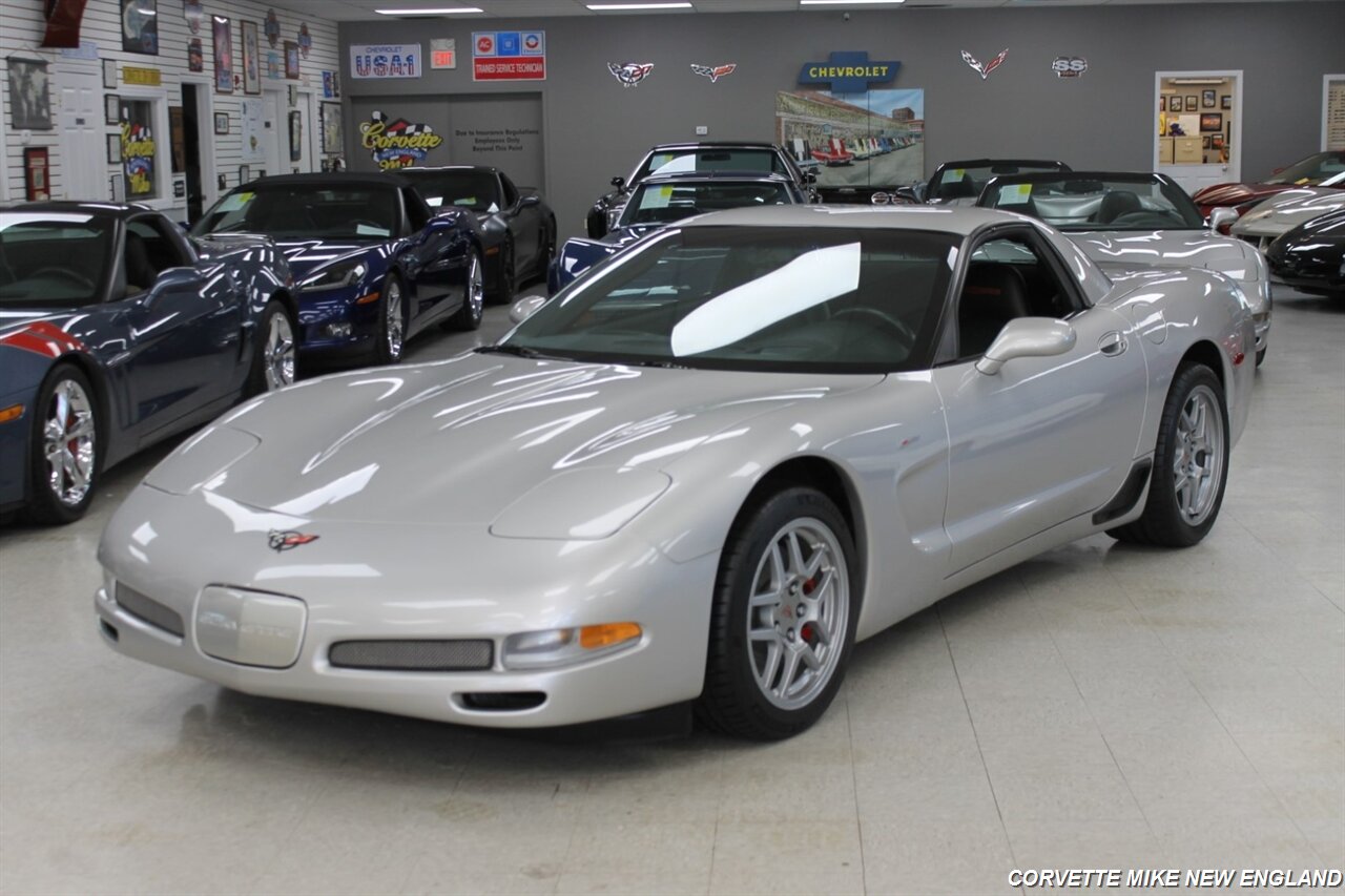 chevrolet corvette 2004 1G1YY12S145120066 image chevrolet corvette 2004 1G1YY12S145120066 image