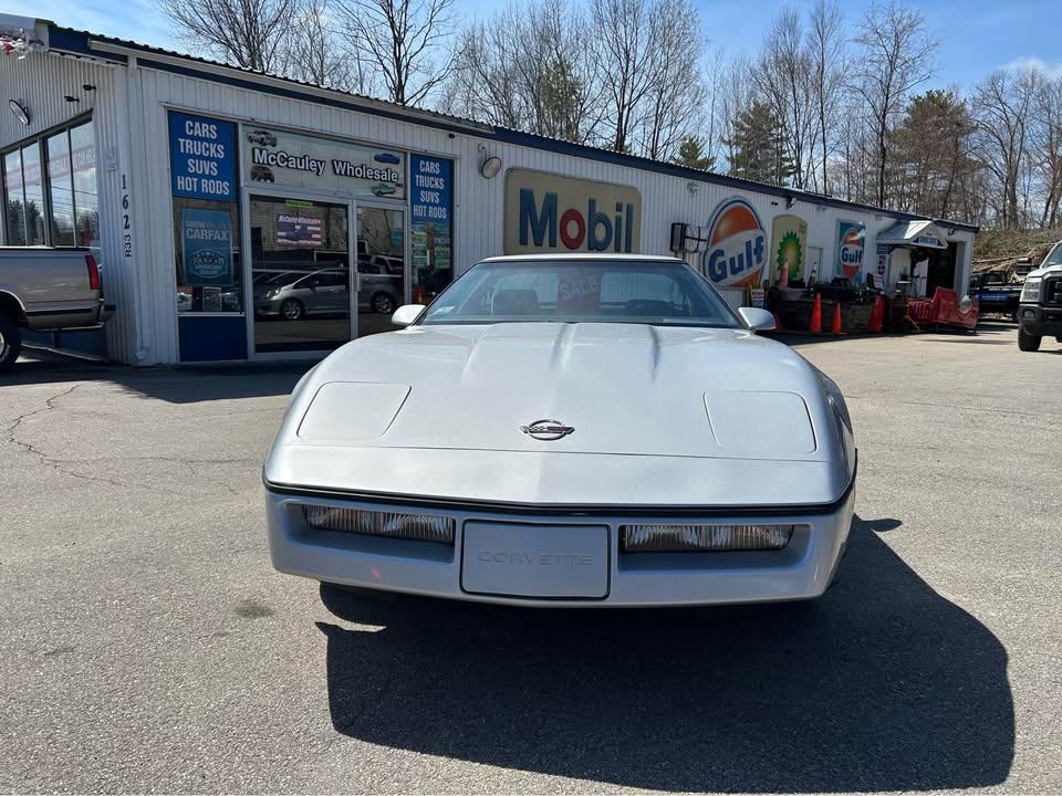chevrolet corvette 1984 1G1AY0788E5137246 image chevrolet corvette 1984 1G1AY0788E5137246 image