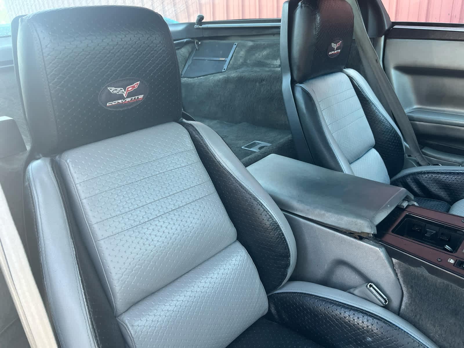 chevrolet corvette 1984 1G1AY0784E5109623 image chevrolet corvette 1984 1G1AY0784E5109623 image