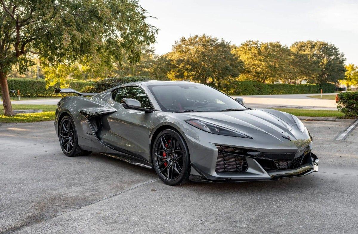 chevrolet corvette 2024 1G1YF2D36R5604680 image chevrolet corvette 2024 1G1YF2D36R5604680 image
