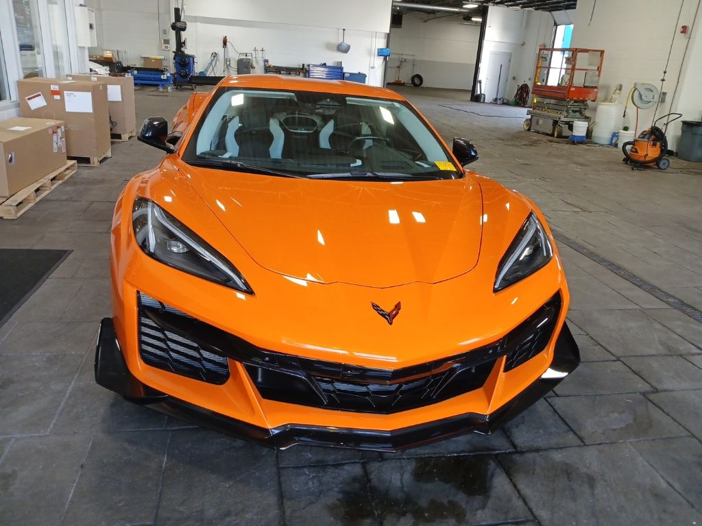 chevrolet corvette 2024 1G1YF2D33R5602501 image