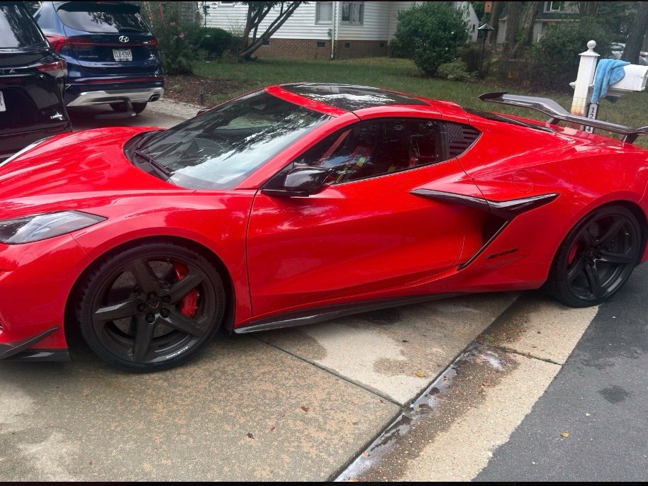 chevrolet corvette 2024 1G1YF2D32R5603008 image chevrolet corvette 2024 1G1YF2D32R5603008 image