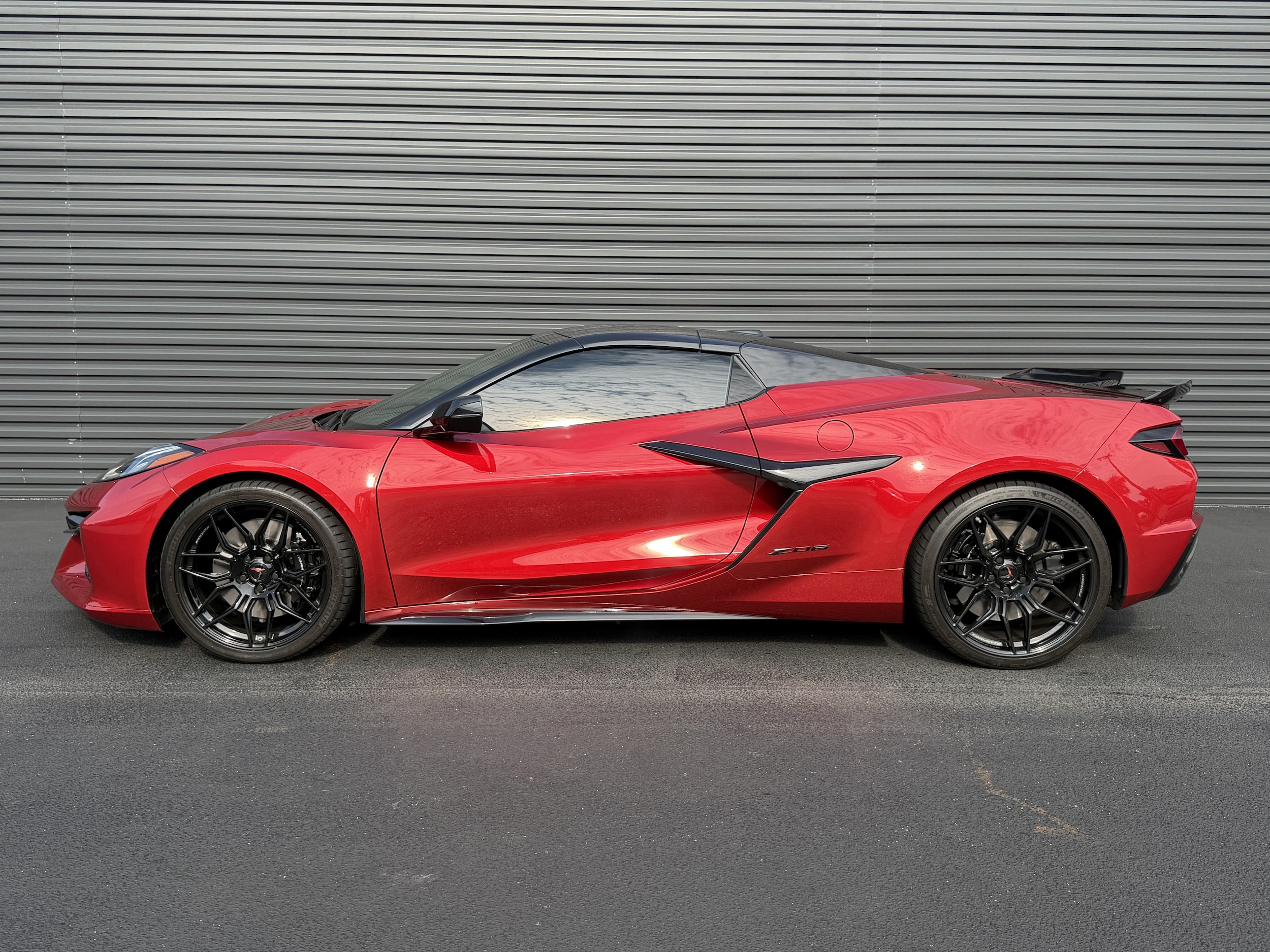 chevrolet corvette 2024 1G1YE3D36R5608026 image chevrolet corvette 2024 1G1YE3D36R5608026 image
