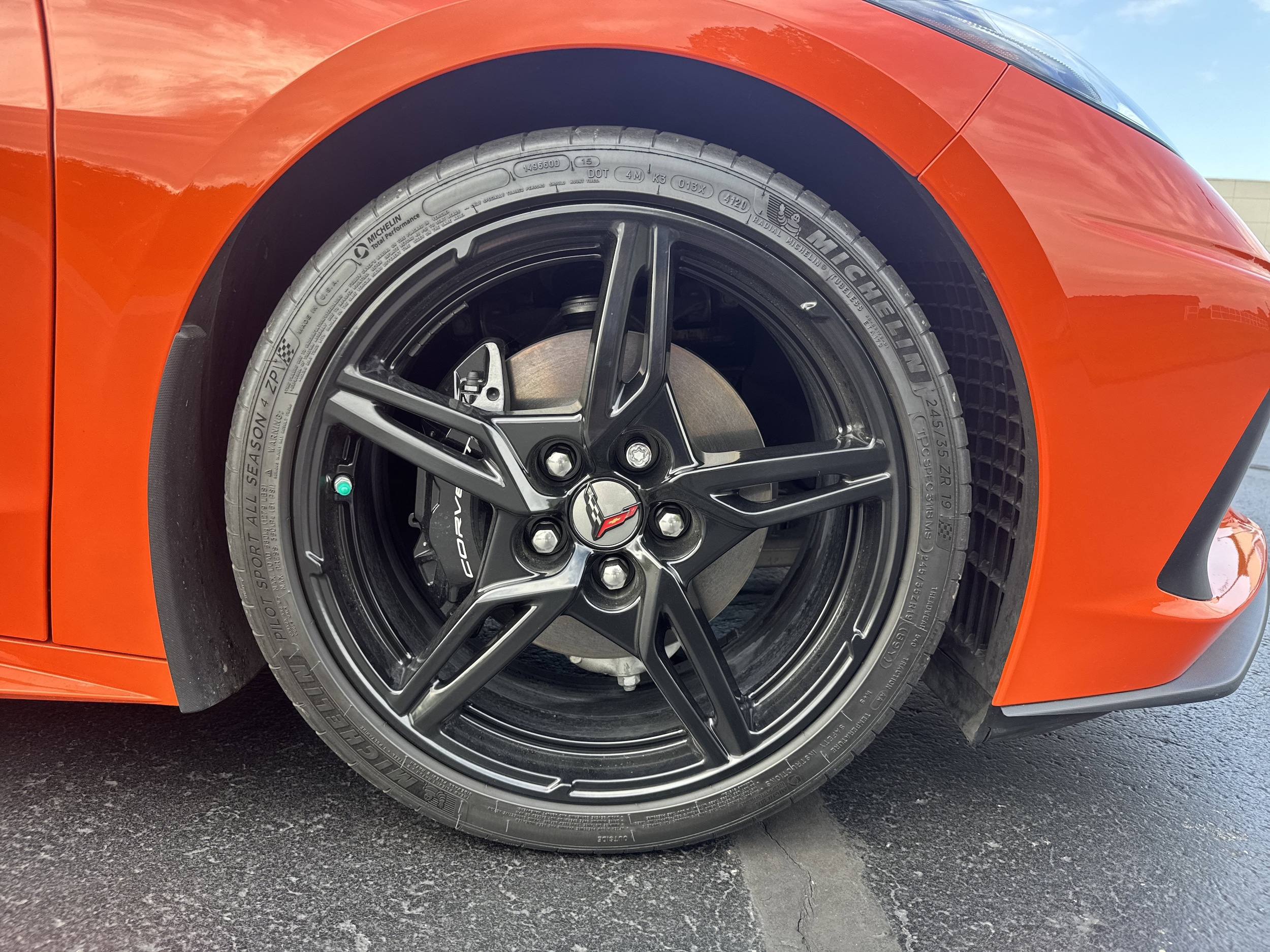 chevrolet corvette 2020 1G1Y63D42L5114789 image chevrolet corvette 2020 1G1Y63D42L5114789 image
