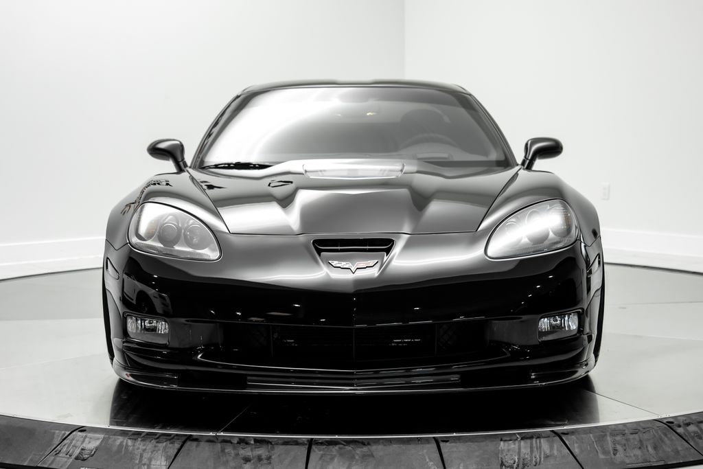 chevrolet corvette 2011 1G1YN2DT2B5800611 image chevrolet corvette 2011 1G1YN2DT2B5800611 image