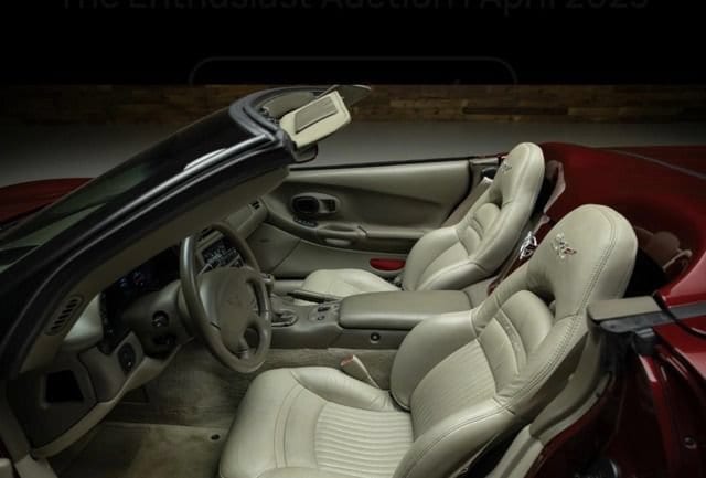 chevrolet corvette 2003 1G1YY32G135113964 image chevrolet corvette 2003 1G1YY32G135113964 image