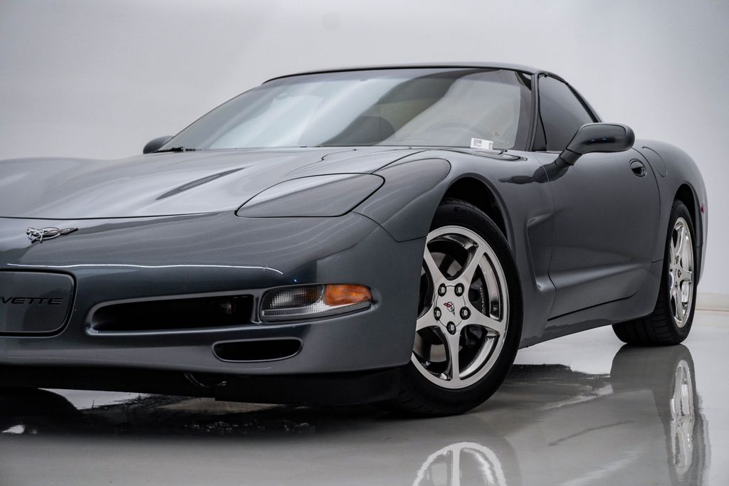 chevrolet corvette 2003 1G1YY22G335124426 image chevrolet corvette 2003 1G1YY22G335124426 image