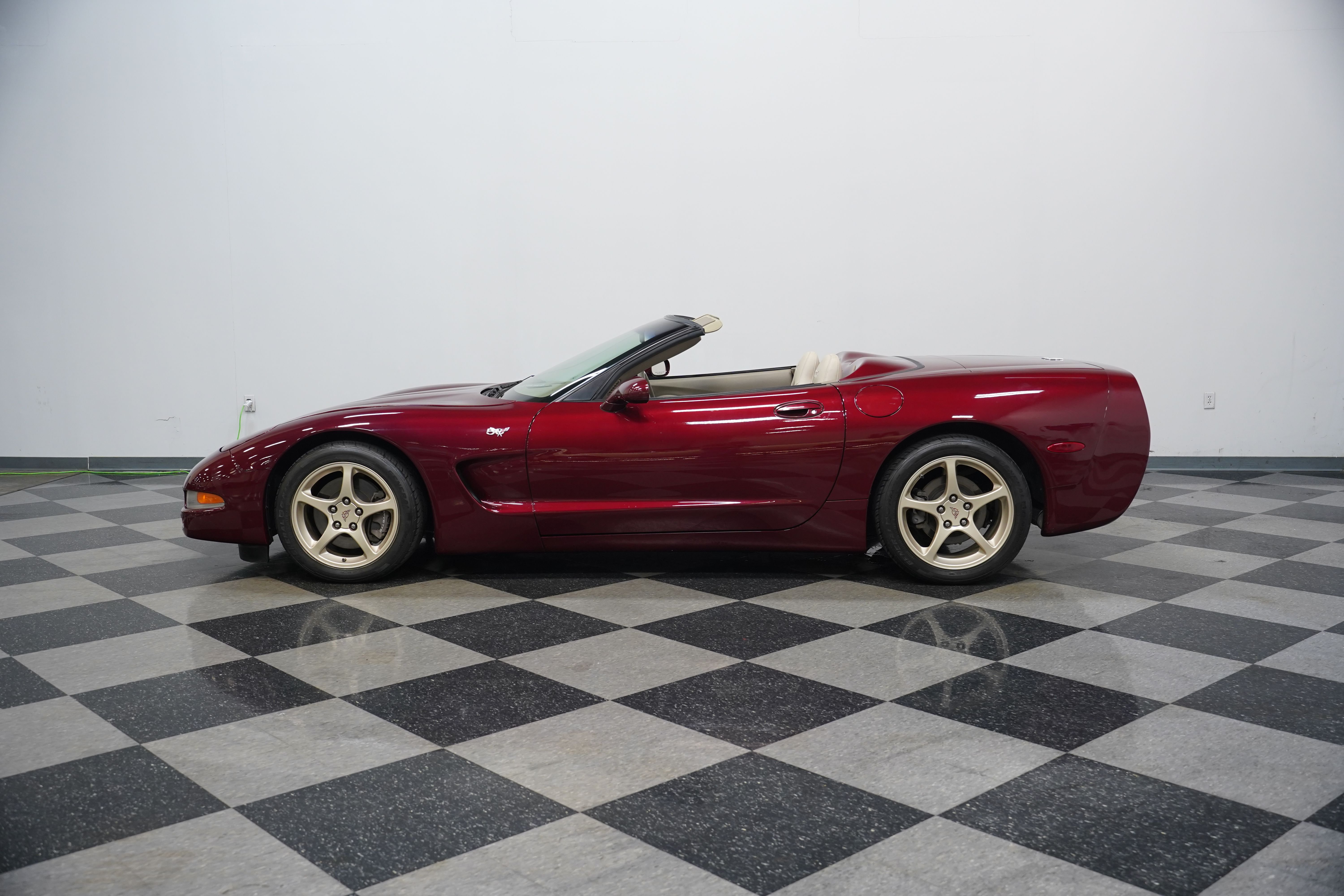 chevrolet corvette 2003 1G1YY32G135121059 image chevrolet corvette 2003 1G1YY32G135121059 image