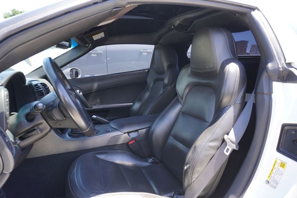 chevrolet corvette 2013 1G1YW2DW9D5103561 image chevrolet corvette 2013 1G1YW2DW9D5103561 image