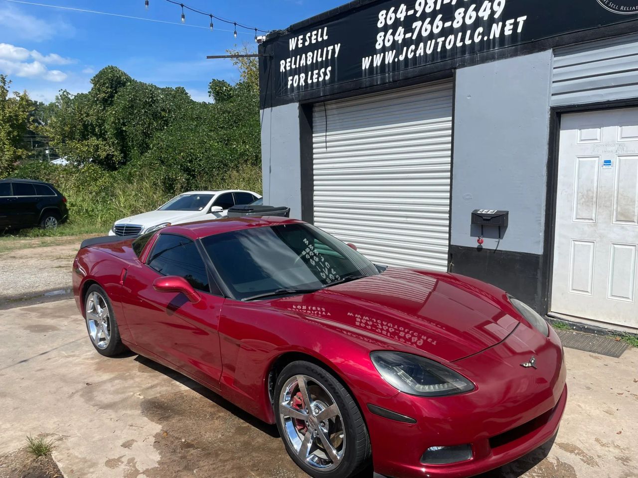 chevrolet corvette 2010 1G1YE2DW5A5107668 image chevrolet corvette 2010 1G1YE2DW5A5107668 image