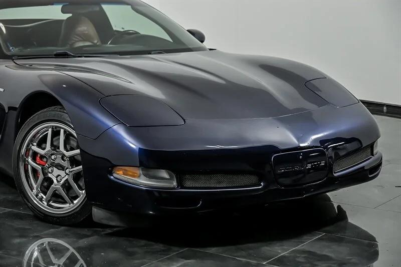 chevrolet corvette 2001 1G1YY12S015102136 image chevrolet corvette 2001 1G1YY12S015102136 image