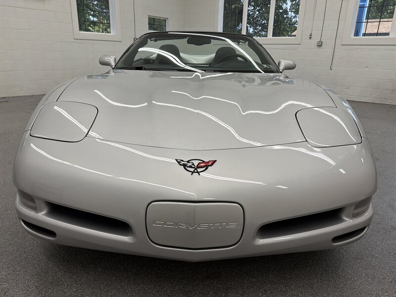 chevrolet corvette 2001 1G1YY32G015108414 image chevrolet corvette 2001 1G1YY32G015108414 image