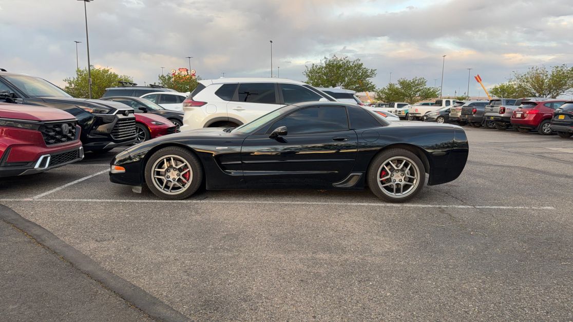 chevrolet corvette 2001 1G1YY12S515128151 image chevrolet corvette 2001 1G1YY12S515128151 image