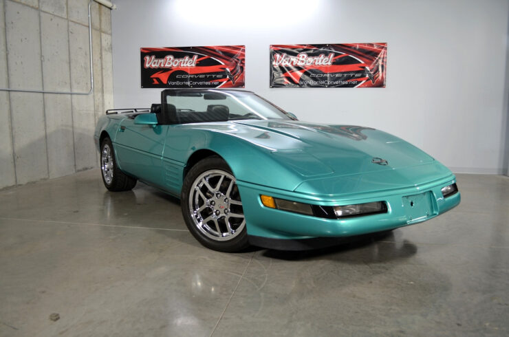 chevrolet corvette 1991 1G1YY3387M5113752 image chevrolet corvette 1991 1G1YY3387M5113752 image