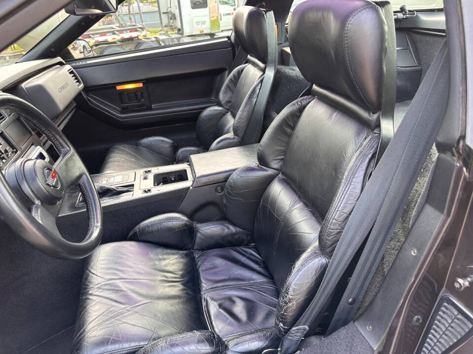chevrolet corvette 1989 1G1YY2185K5104168 image chevrolet corvette 1989 1G1YY2185K5104168 image