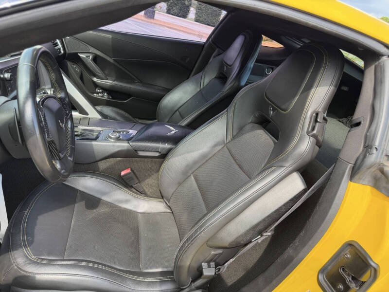 chevrolet corvette 2014 1G1YD2D75E5123600 image chevrolet corvette 2014 1G1YD2D75E5123600 image