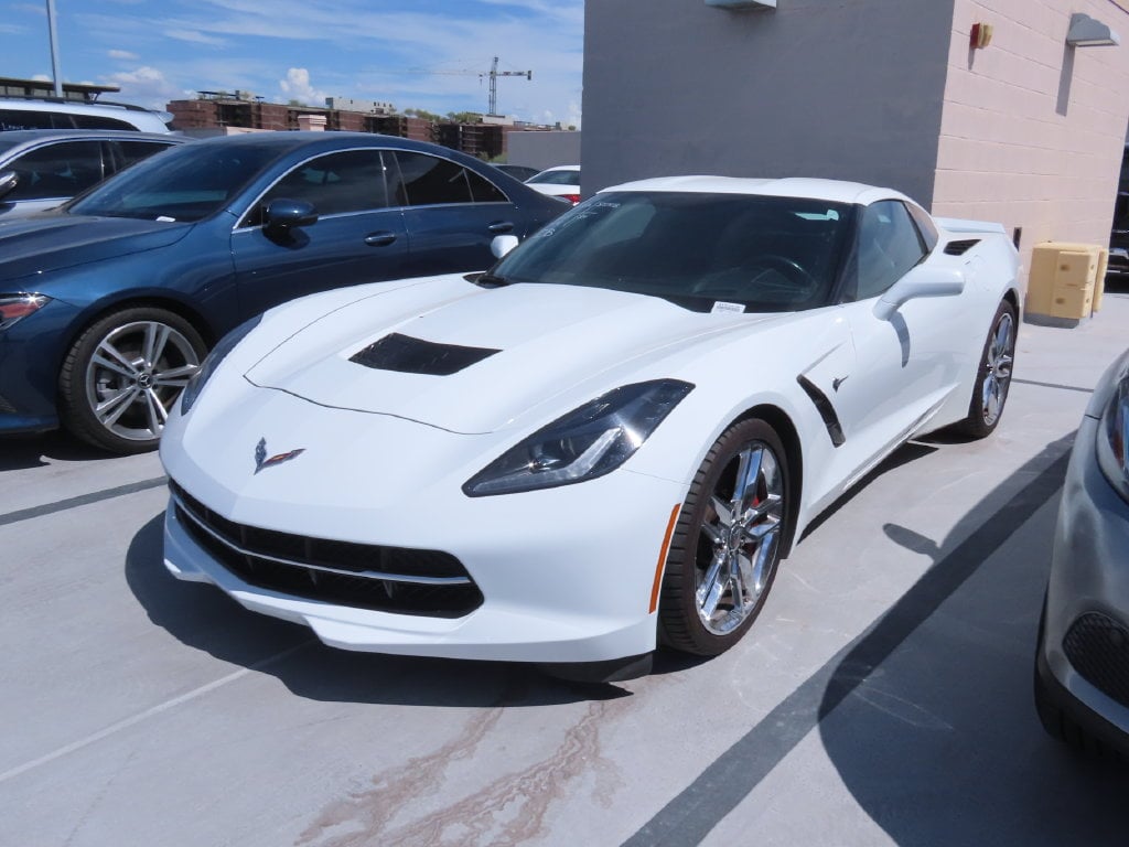 chevrolet corvette 2014 1G1YM2D77E5105714 image chevrolet corvette 2014 1G1YM2D77E5105714 image